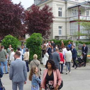 Sammeln vor der Hl. Messe        